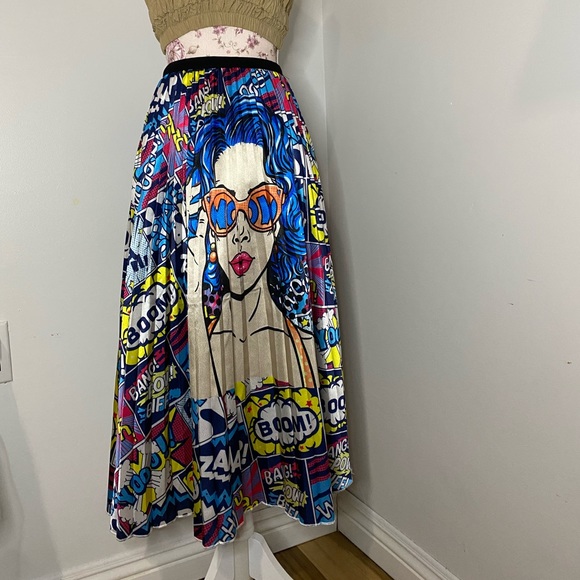 Long skirt - Picture 2 of 3